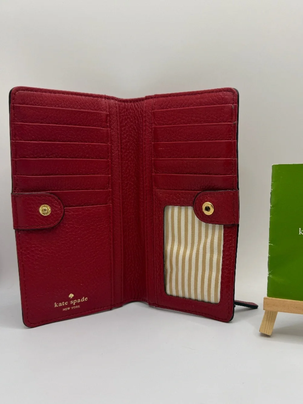 ECLECTIC KATE SPADE RED PEBBLED WALLET!